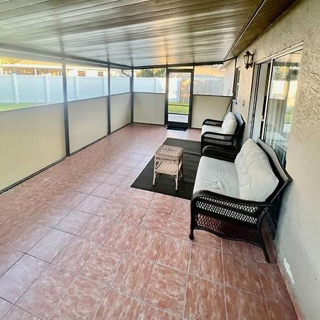 Pinebrook Home Close To Beach Ларго Екстериор снимка